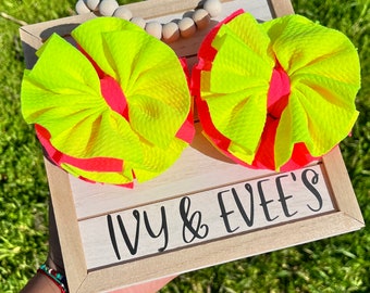 Neon Shredded Hair Bows: Bright Piggies, 4&quot; Clips