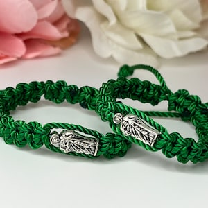 San Judas Baby Bracelet: Adjustable Green Cord