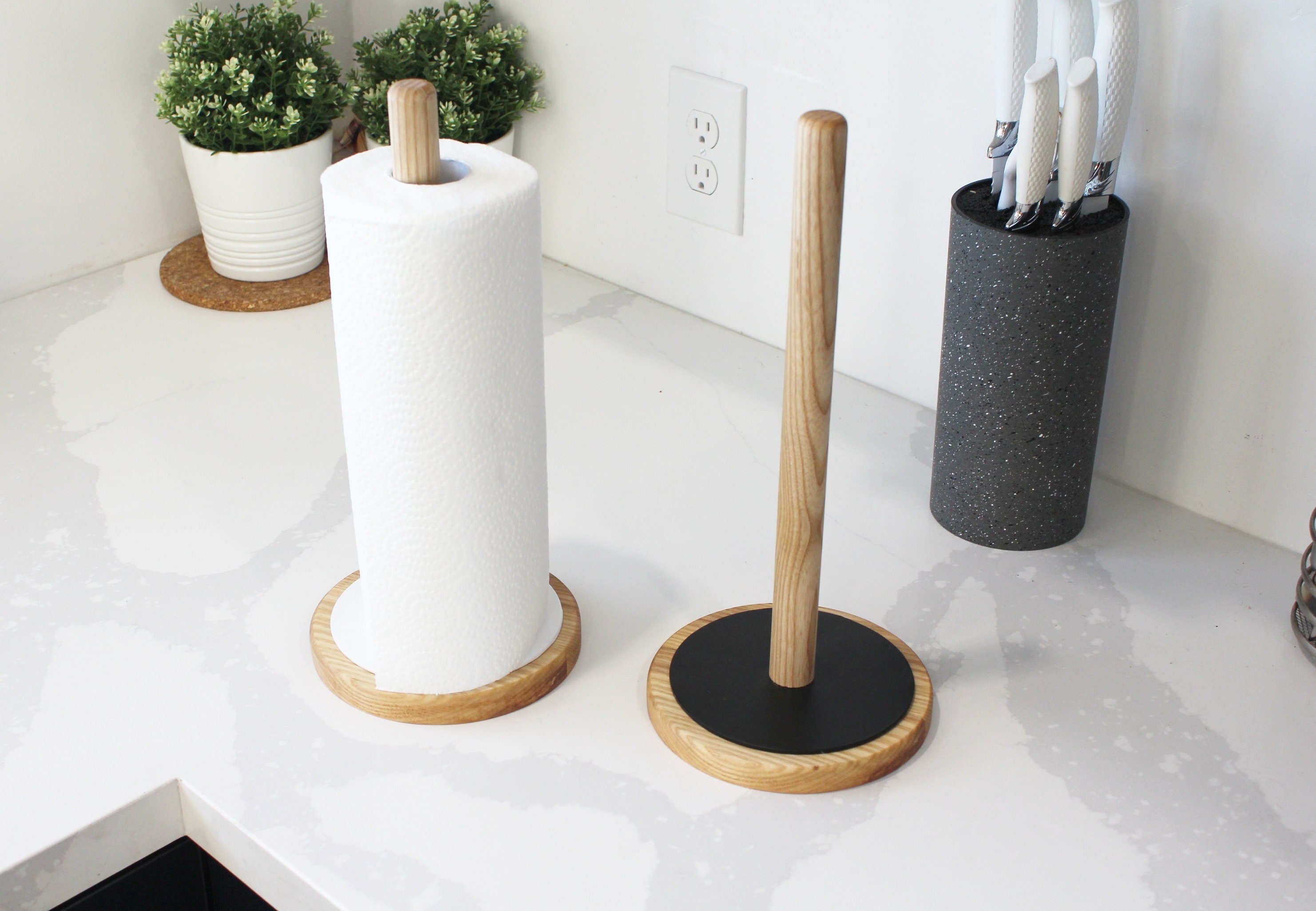 Cute Beech Roll Paper Towel Holder Free Standing Flower-shaped Countertop
