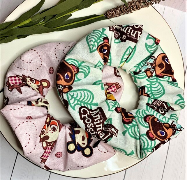 Animal Crossing zipper scrunchies / Zipper Scrunchies / Scrunchies / Wrist Pocket / animal crossing / tom nook