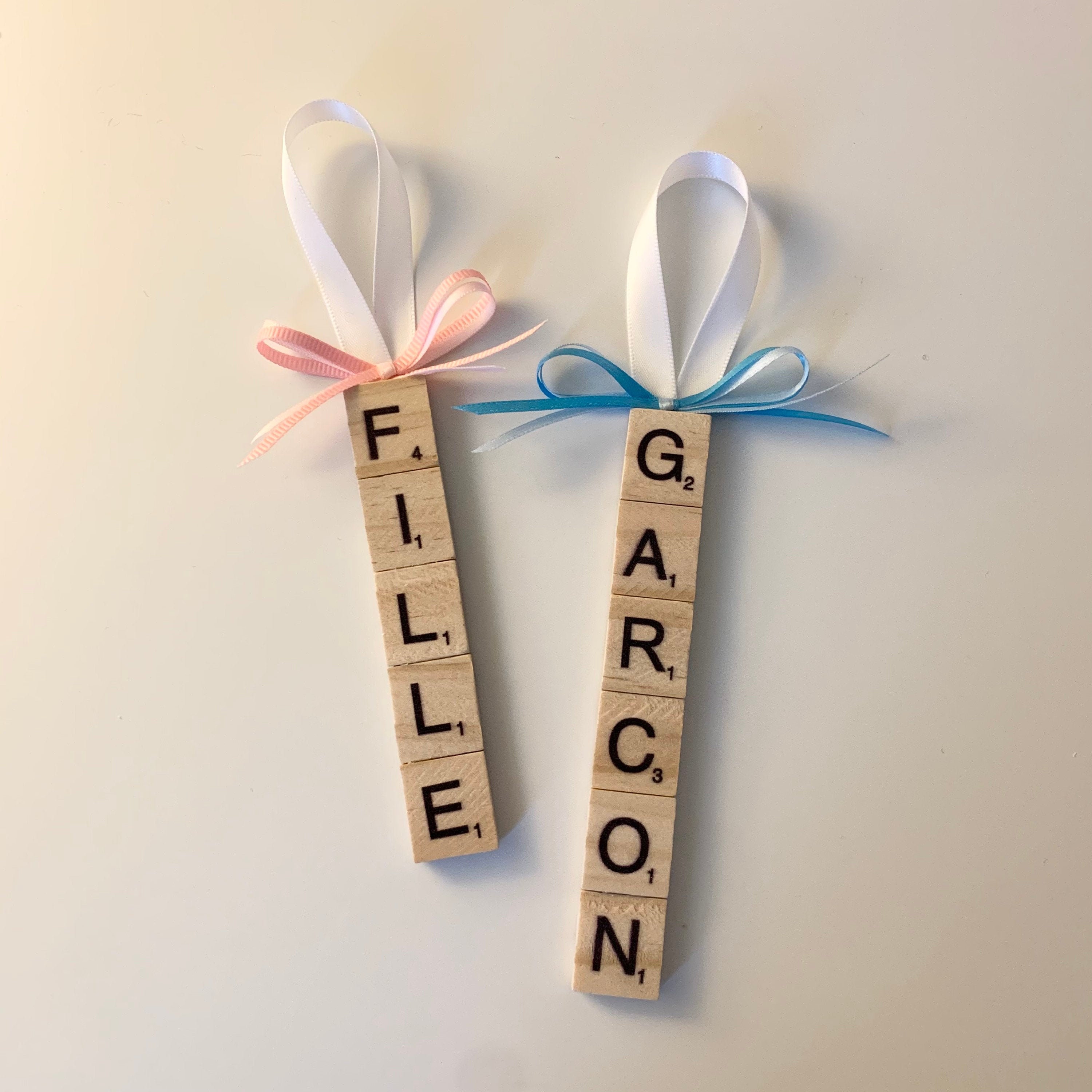 Décoration Lettres Scrabble en Bois Garcon Fille