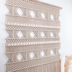 XXL macrame wall hanging - Modern macrame tapestry - Japandi decor -  Woven wall decor - Macrame tapestry headboard - ZARA