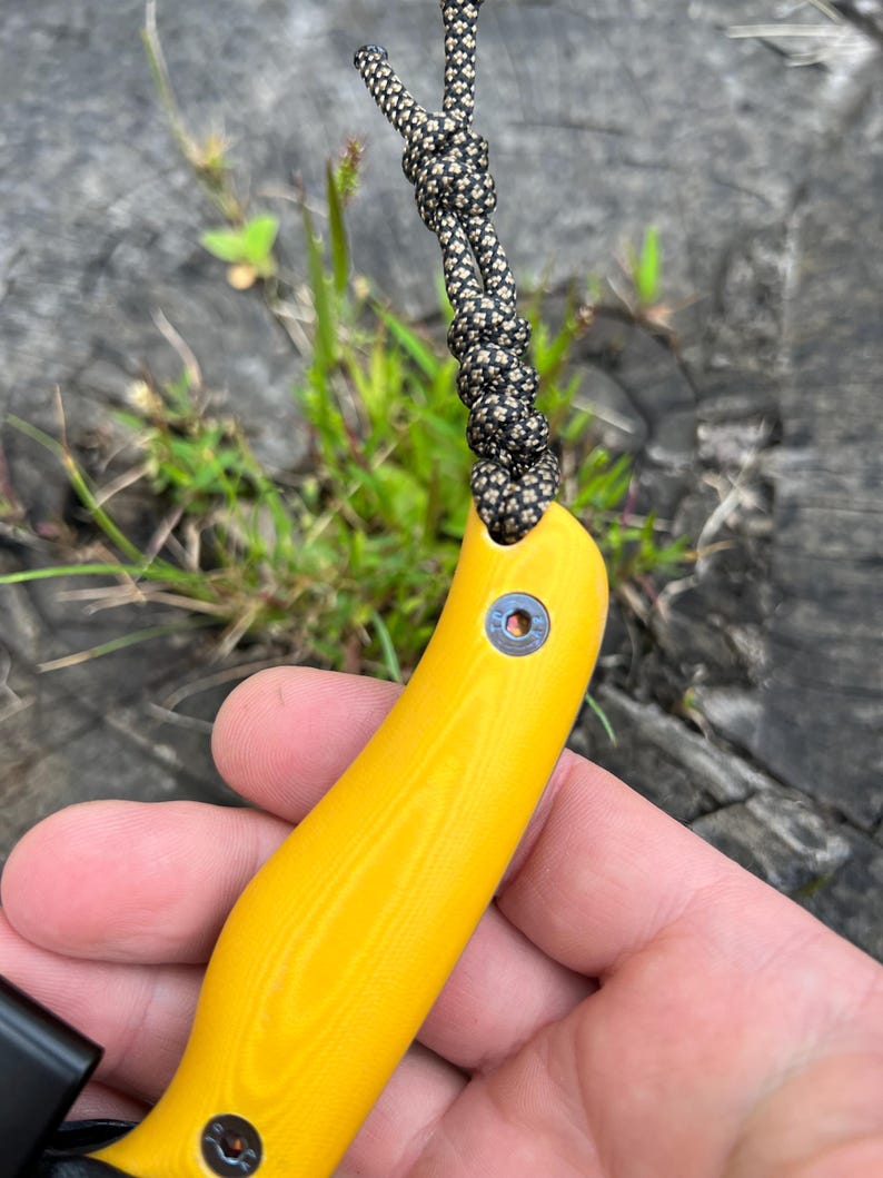 Reliable, durable, and ready for anything—EveryDay D2 is your ultimate pocket knife image 4