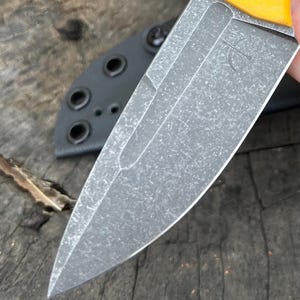 Reliable, durable, and ready for anything—EveryDay D2 is your ultimate pocket knife image 9