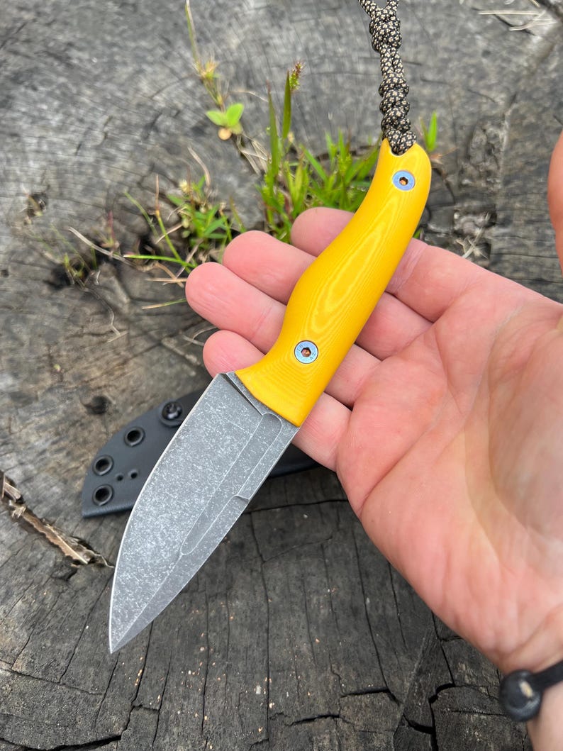 Reliable, durable, and ready for anything—EveryDay D2 is your ultimate pocket knife image 2