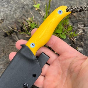 Reliable, durable, and ready for anything—EveryDay D2 is your ultimate pocket knife image 6