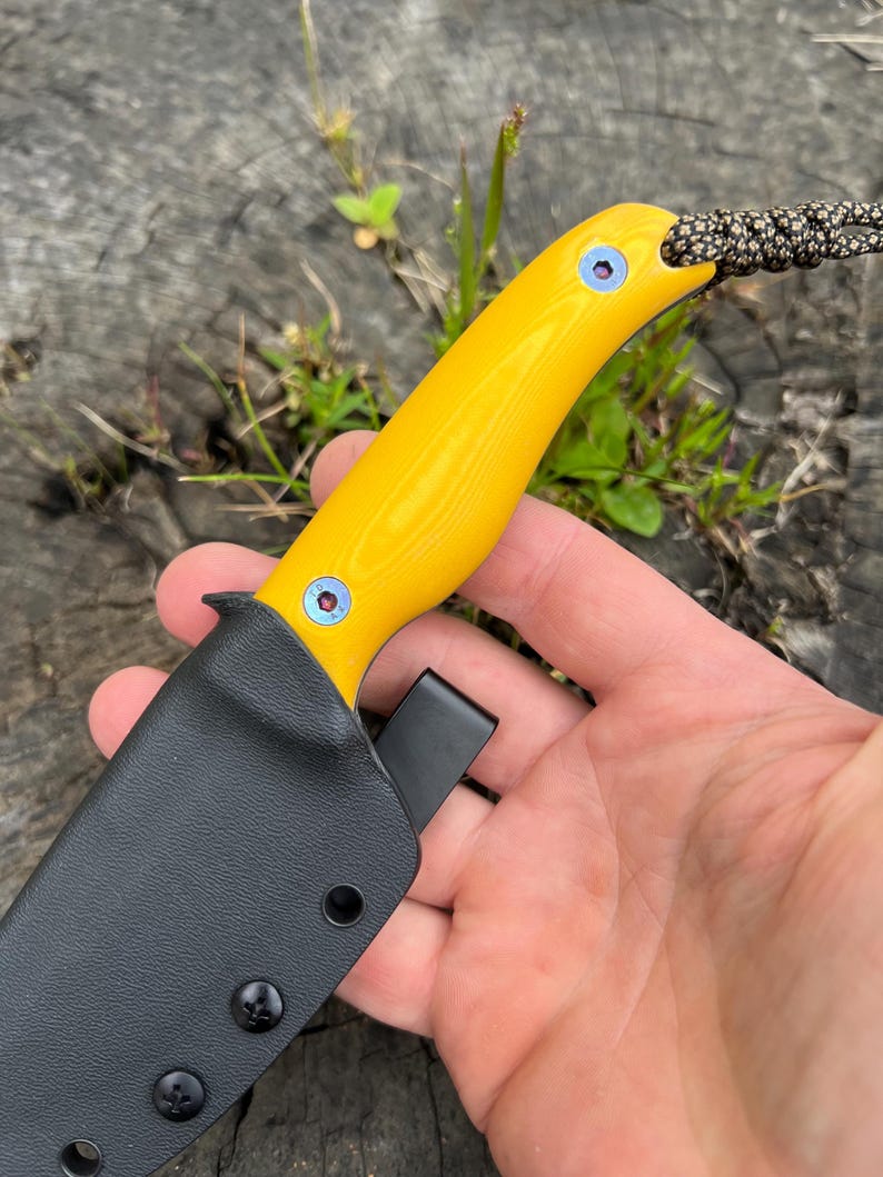 Reliable, durable, and ready for anything—EveryDay D2 is your ultimate pocket knife image 6