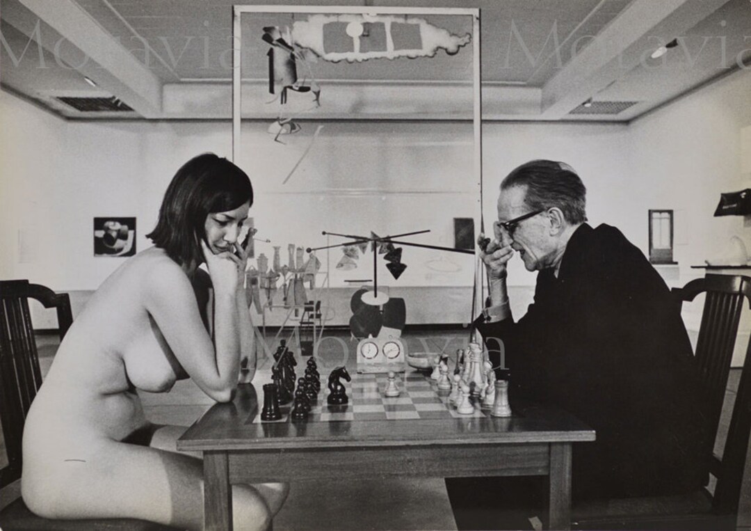 Photograph, eve Babitz and Marcel Duchamp, Pasadema, 1963  15 X 20 Cm   5.91 X 7.87 Inch. - Etsy