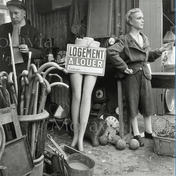 Photograph, "The Saint-Ouen Flea Market", 1959 / Homage to Willy Ronis / 15 x 15 cm / 5.91 x 5.91 inch.