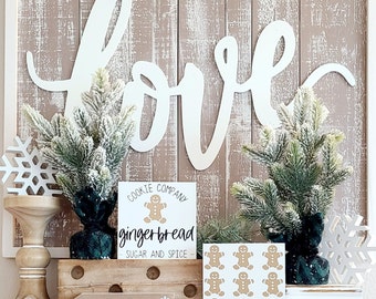 Farmhouse Gingerbread Mini Sign: Christmas Tiered Tray Decor.