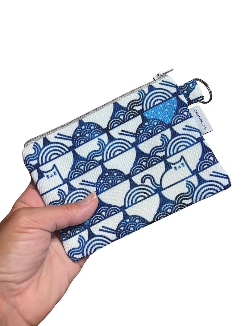 Cat and ramen print coin purse, cat and noodle blue and white pouch, zipper bag, 6 x 4.5 image 3