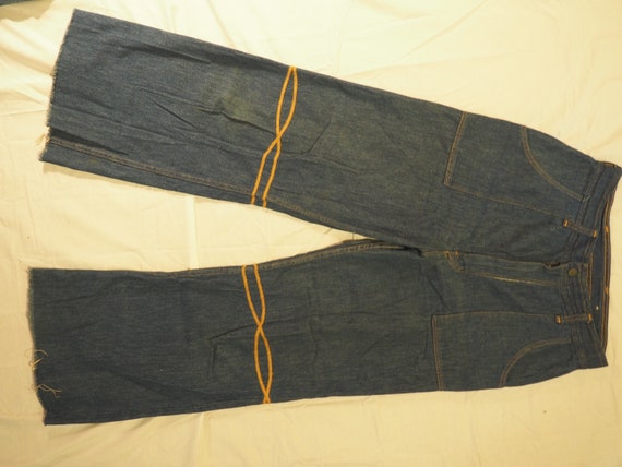 GREAT CONDITION 60s/70s Vintage Wrangler High Rise
