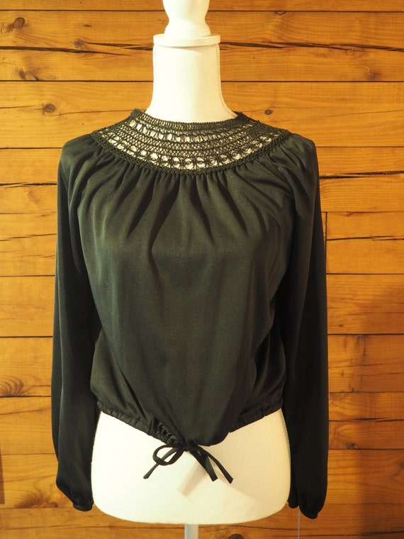 Vintage 70s Does Victorian Witchy Macrame Neckline