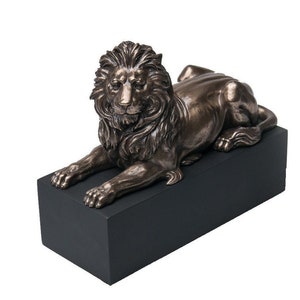 Bronze Löwe liegend auf Sockel Statue, Löwe auf Plith Skulptur, Büro Dekor, Geschenk
