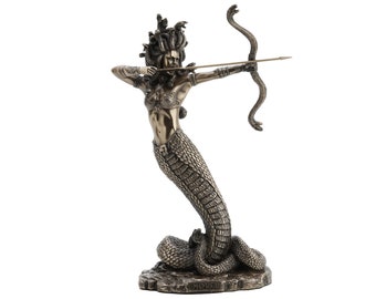 Greek Mythology Medusa Throwing Arrow Statue