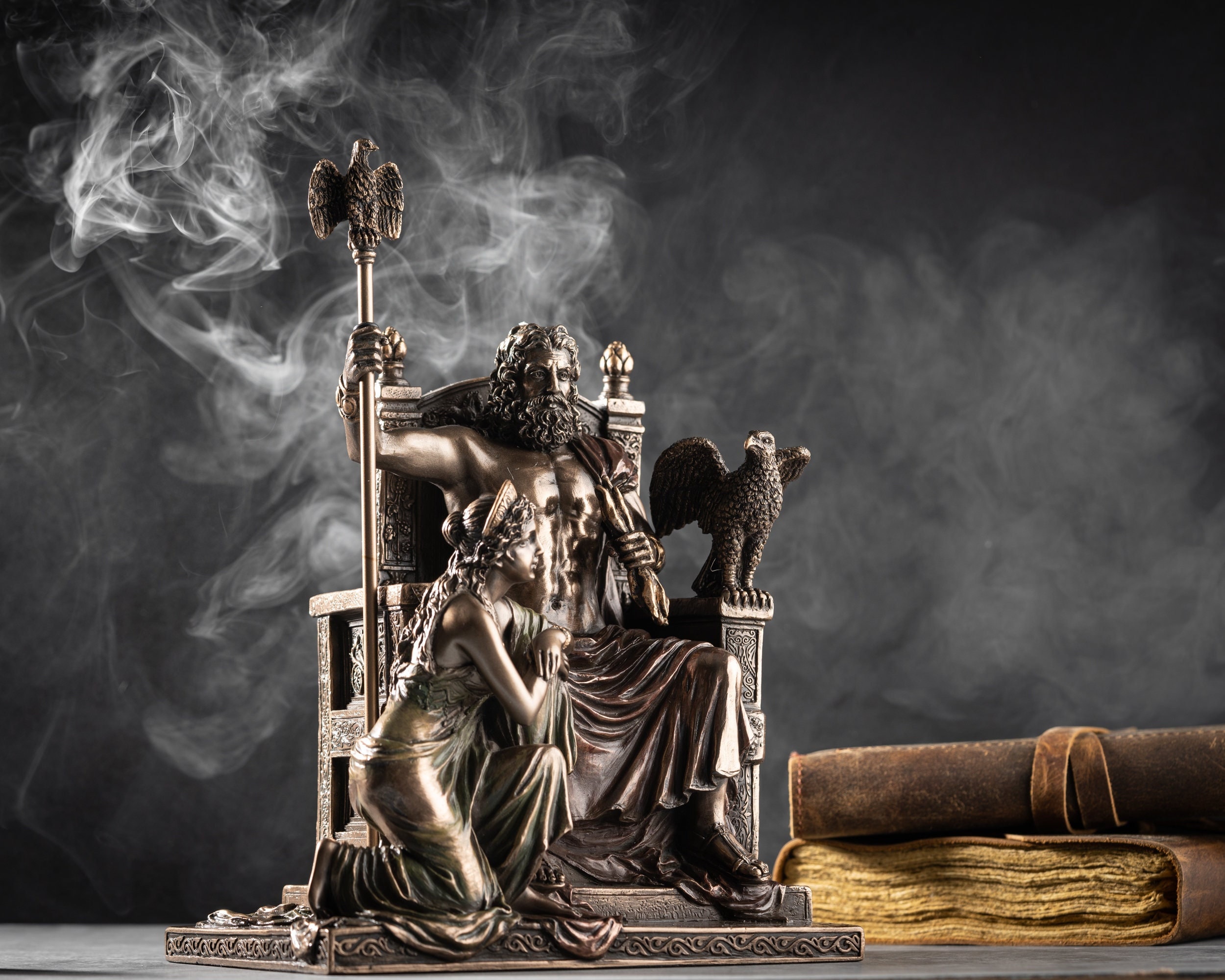 ギリシャ神話のゼウスとヘラの像 - Etsy 日本