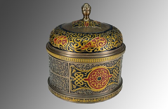 Custom Made Arabesque Pattern Red Round Trinket B… - image 3