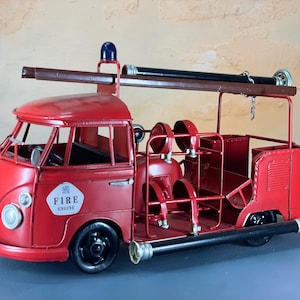 Diecast Old Firetruck Metal Model, 1:12 Scale Firetruck