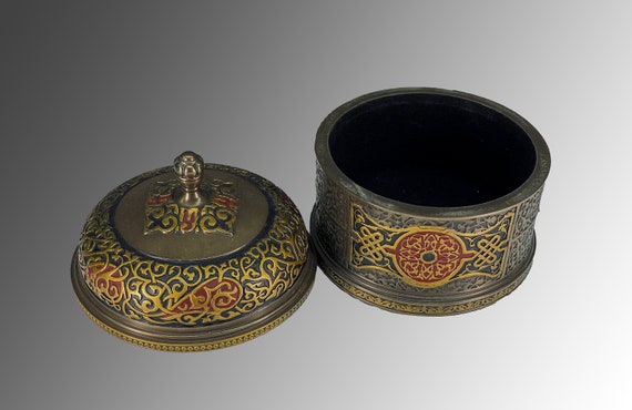 Custom Made Arabesque Pattern Red Round Trinket B… - image 2
