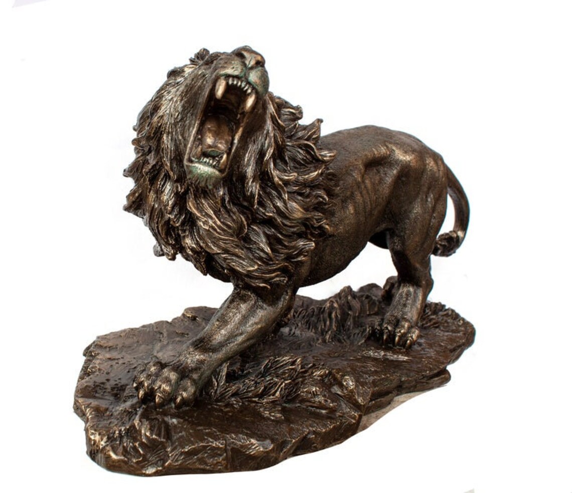 Large Lion Roaring Figurine Statue Lion Sculpture Lion Etsy
