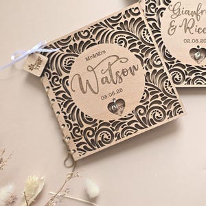 de mariage en bois personnalisée | Souvenir de jeunes mariés | Cadeau de mariage | Fiançailles | DANS LE MONDE ENTIER