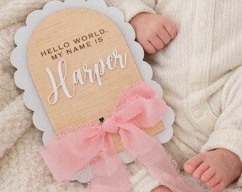 Personalised Baby Announcement Scallop Arch Sign 'Hello World My Name is' Ribbon and Bow