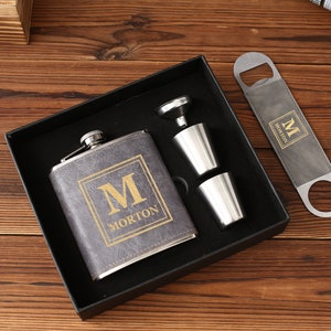 Groomsmen Flask Set, Flask For Groomsmen, Groomsmen Gift, Personalized Flask Set for Men, Best Man Flask, Groomsmen Proposal,Groom Gift Sets