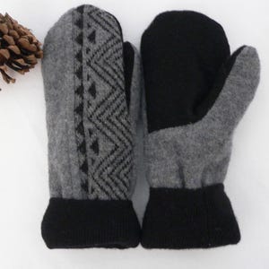 Handmade Mittens of Upcycled Wool - Size Small