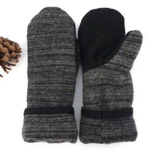 Handmade Mittens of Upcycled Wool - Size Small