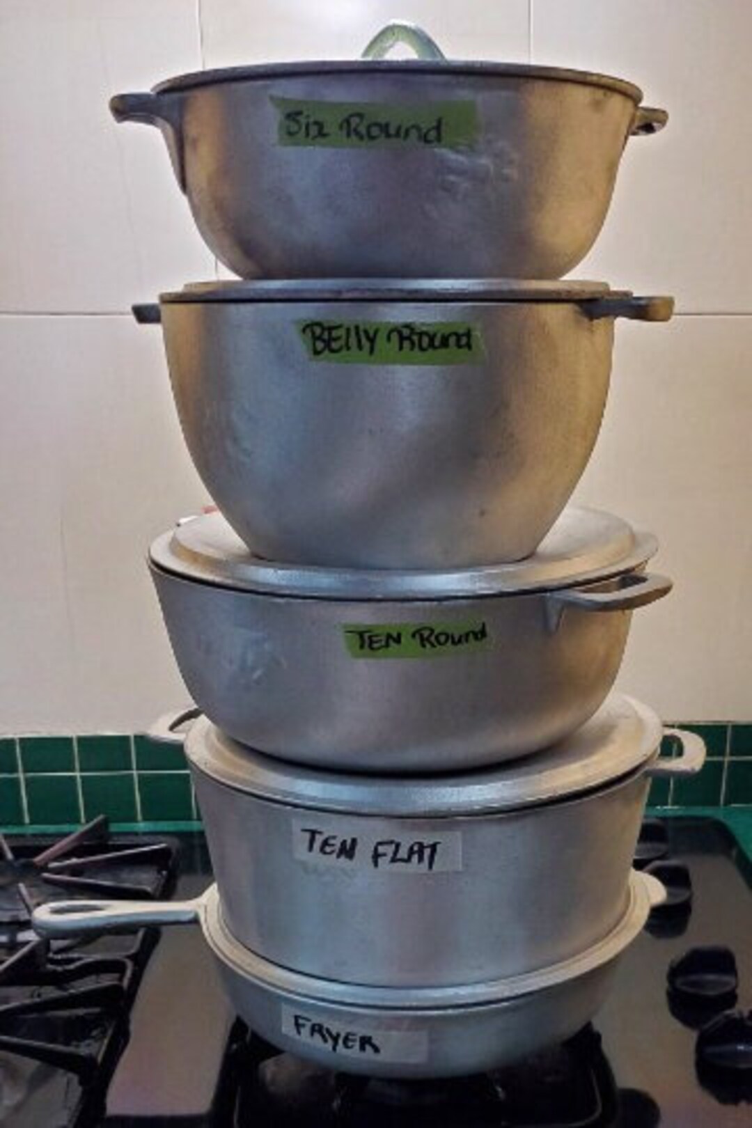 Jamaican Dutch Pots, Jamaican Dutchie Pot, Jamaican Fryer Pot. Jamaican