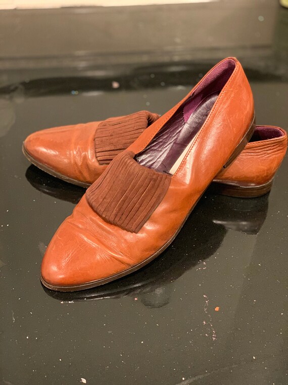 Vintage Joan and David brown leather flats