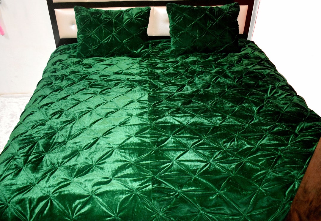 Emerald Green Velvet Quilt, Emerald Green Luxury Comforter, Emerald