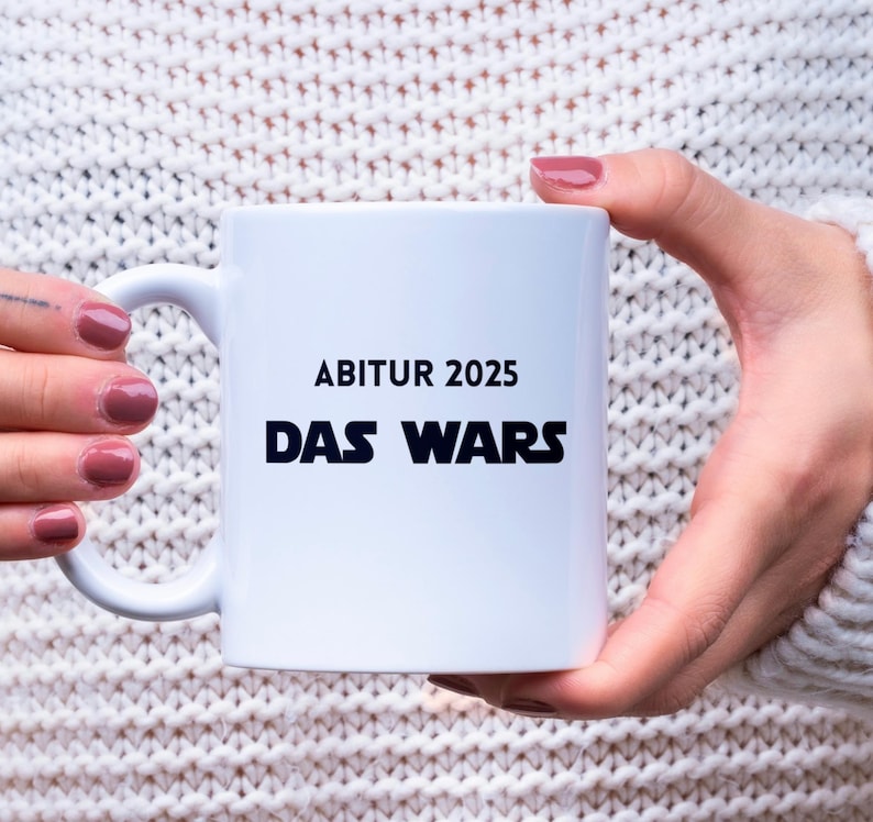 Tasse mit Abiturbotschaft 2025, personalisierte Tasse Abitur 2025, Tasse für Abiturienten 2025, Geschenkidee Tasse Abitur 2025, Tasse mit Glückwünschen Abitur 2025, Tasse für den Abiturabschluss 2025, kreative Tasse Abitur 2025, Tasse mit motivierenden Sprüchen Abitur 2025, Tasse für Abiturfeier 2025, individuelle Tasse zum Abitur 2025, Tasse mit Abiturbotschaft, personalisierte Tasse zum Abitur, Tasse für Abiturienten, Tasse mit motivierender Botschaft Abitur