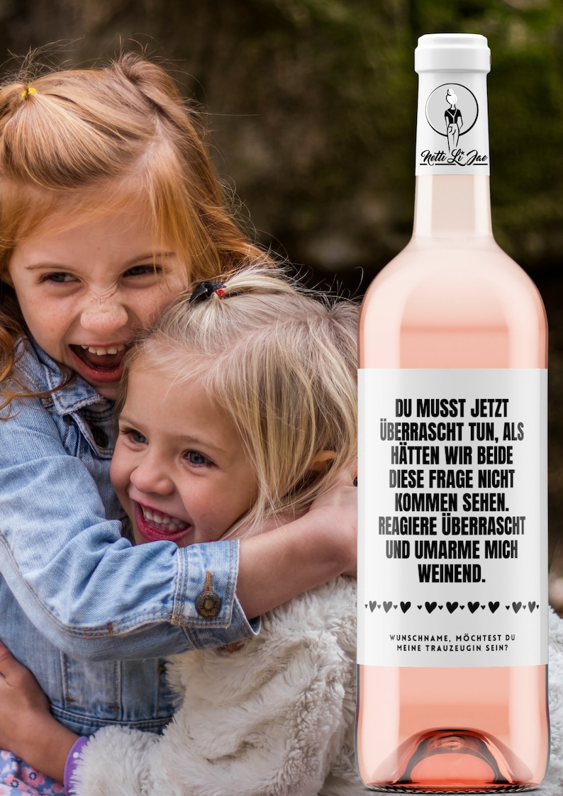 Ask the maid of honour Act surprised Personalised wine label with desired name Netti Li Jae® image 5