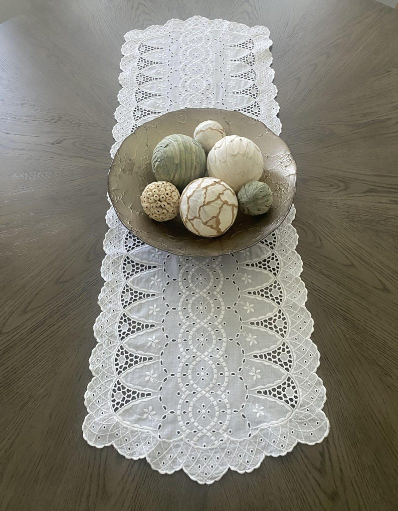 Assorted Table Runners Vintage White Eyelet Embroidered Table Runner 14 X 46 Inch: Table ...