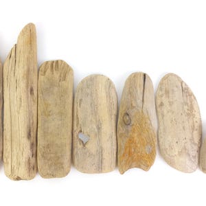 Fornecimento de tábuas planas de madeira flutuante 5,9-9,6'' (15-24,5 cm) pequenas tábuas de praia em branco, artesanato, etiquetas de nome rústicas, cartões de lugar do oceano, pranchas de pintura