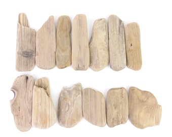 Bulk of 13 Small Flat Driftwood Pieces 3.3-5.7'' (8.5-14.5cm) Driftwood Planks Art Supply for Paintings, Talismans, Rustic Key Chains, Craft