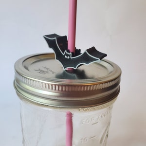 Bat Straw Topper Straw Buddy -- Dual Color