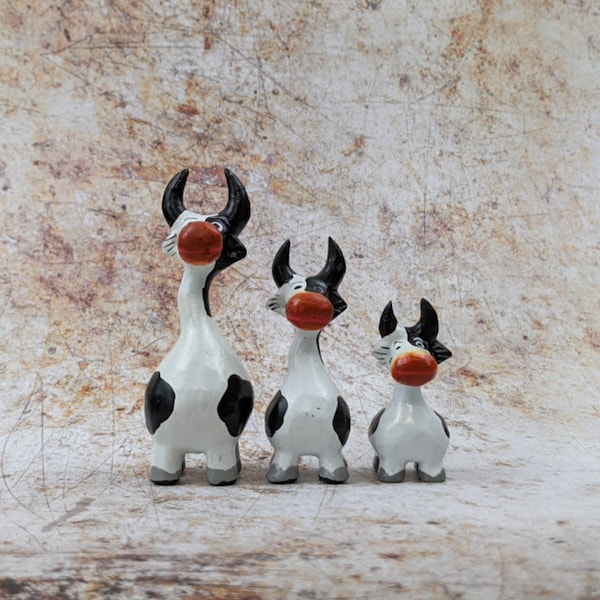 Wooden Cow Family Set of 3 Ornaments