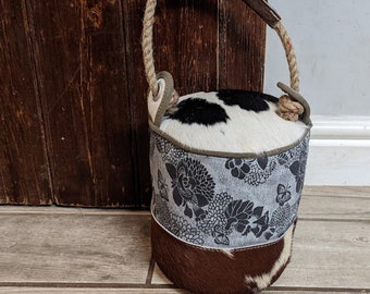 Tope de puerta de piel de vaca con tirador de cuerda - Detalle de lona patchwork