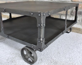 Coffee table industrial style vintage look