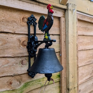 Timbre de puerta de hierro fundido con forma de gallo pintado a mano
