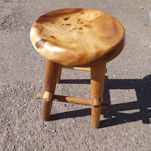 Teak Wood Parlour Stool: Round Kitchen Bar Stool