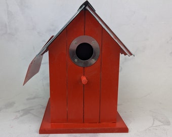 Wooden Birdhouse Garden Bird Beach Hut Style Painted Red