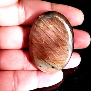 Iridescent Labradorite Cabochon: Spectrolite Gemstone, 103.40 Carat