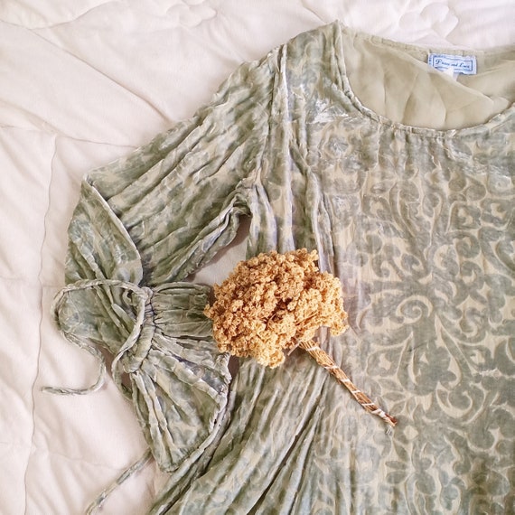 Sage green velvet embossed vintage tunic