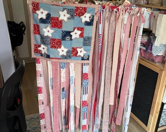 Väggbonad med amerikansk flagga i tyg: Patriotisk bohemisk verandadekoration USA 4 juli