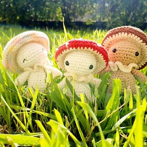 Quinn the little mushroom critter stitch crochet pattern / amigurumi image 4