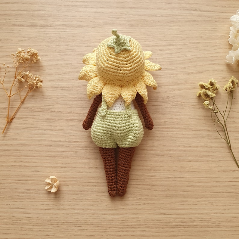 Flower Sprite critter stitch crochet pattern / amigurumi image 7