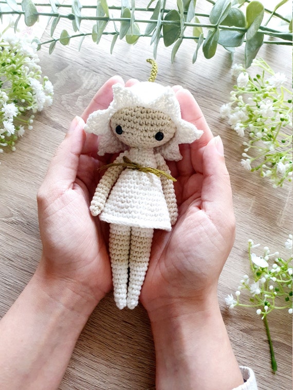 Muguet the Flower Girl Critter Stitch Crochet Pattern / Amigurumi